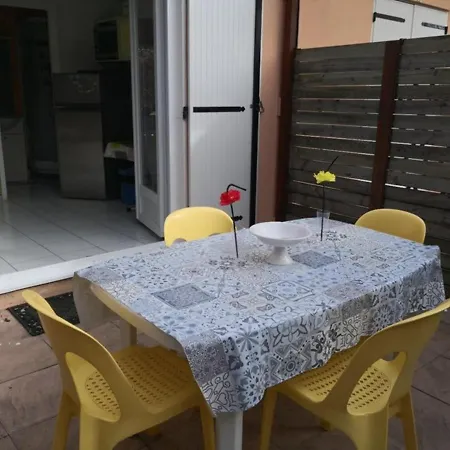 Maison Avec Piscine Proche Plage, 5 Couchages Et Parking Prive - Fr-1-326-685 Semesterbostad Marseillan (Herault)