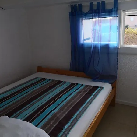 Maison Avec Piscine Proche Plage, 5 Couchages Et Parking Prive - Fr-1-326-685 Semesterbostad *